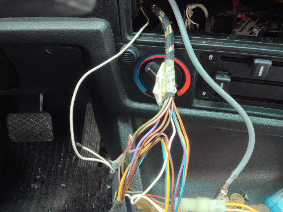 Name:  Stereo wiring.jpg
Views: 35954
Size:  92.3 KB